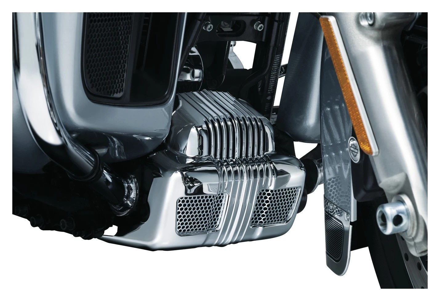 Kuryakyn Coolant Pump Cover For Harley Electra Glide Ultra Limited / Tri-Glide 2014-2016 5 Kuryakyn Coolant Pump Cover For Harley Electra Glide Ultra Limited / Tri-Glide 2014-2016 - Image 3
