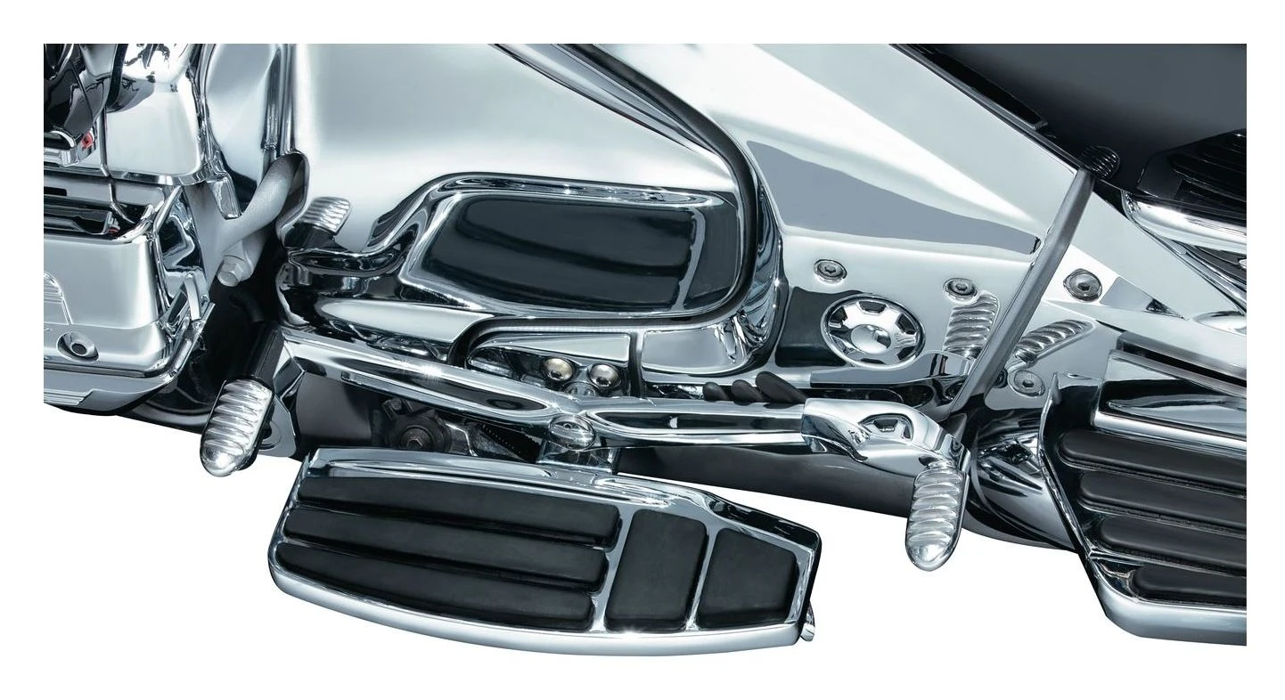 Kuryakyn Driver Floorboard Kit For Honda GoldWing GL1800 2001-2016 - Image 4