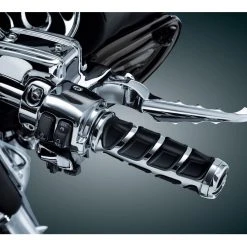 Kuryakyn Kinetic Universal 1" Grips 15 Kuryakyn Kinetic Universal 1" Grips -Kuryakyn Online Store kuryakyn kinetic grips for honda suzuki chrome black 6