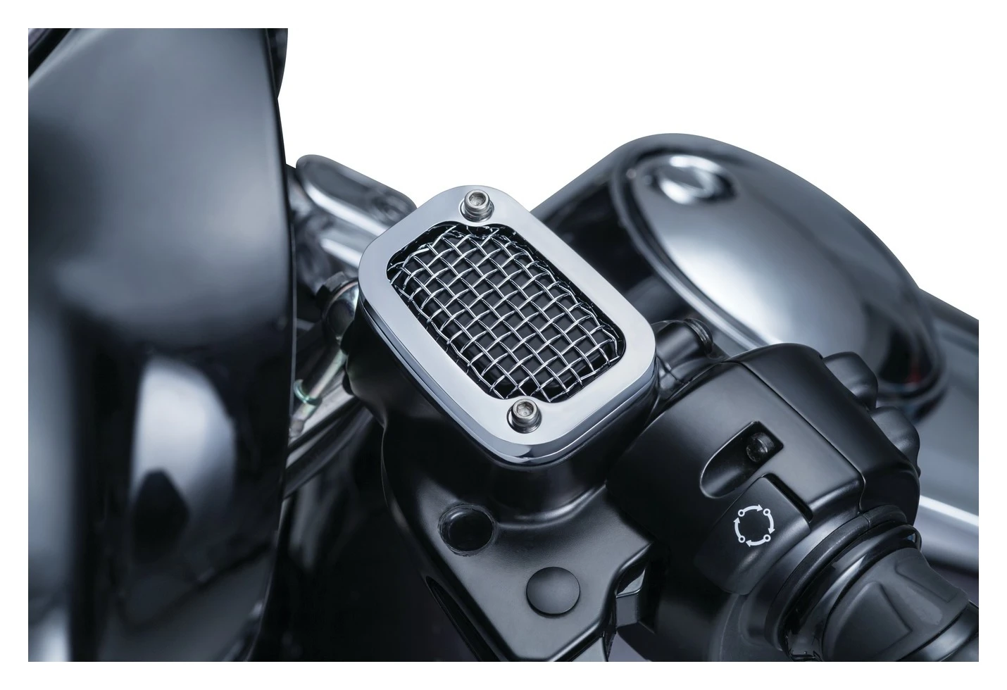 Kuryakyn Mesh Clutch Master Cylinder Cover For Harley Touring 6 Kuryakyn Mesh Clutch Master Cylinder Cover For Harley Touring - Image 4