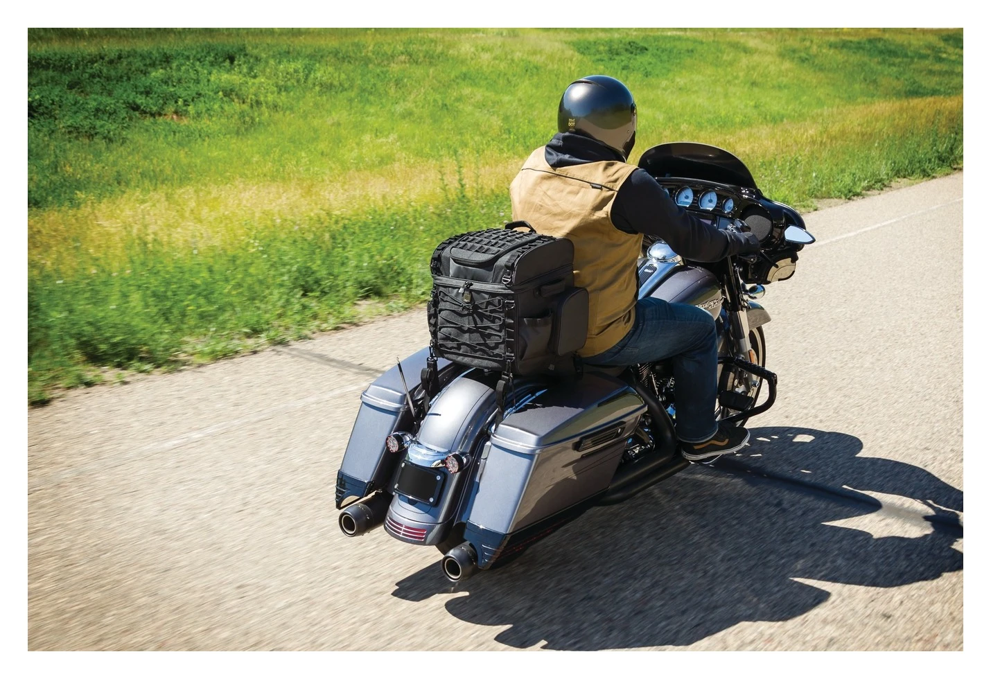 Kuryakyn Momentum Vagabond Sissy Bar Bag 12 Kuryakyn Momentum Vagabond Sissy Bar Bag - Image 10