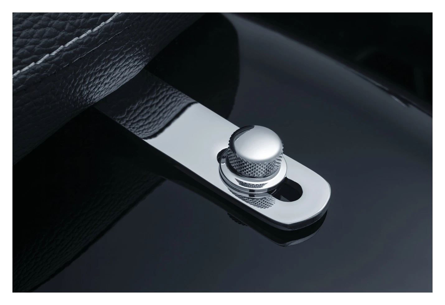 Kuryakyn Quick Release Seat Screw For Indian 2014-2022 6 Kuryakyn Quick Release Seat Screw For Indian 2014-2022 - Image 4