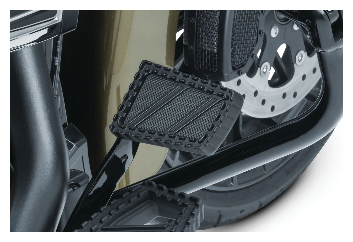 Kuryakyn Riot Brake Pedal Pad For Harley - Image 3