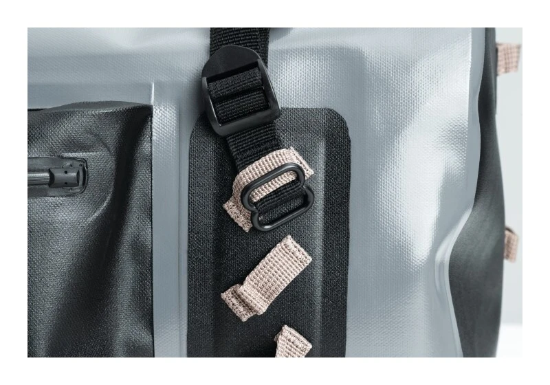 Kuryakyn Torke Dry Duffel Bag 7 Kuryakyn Torke Dry Duffel Bag - Image 5