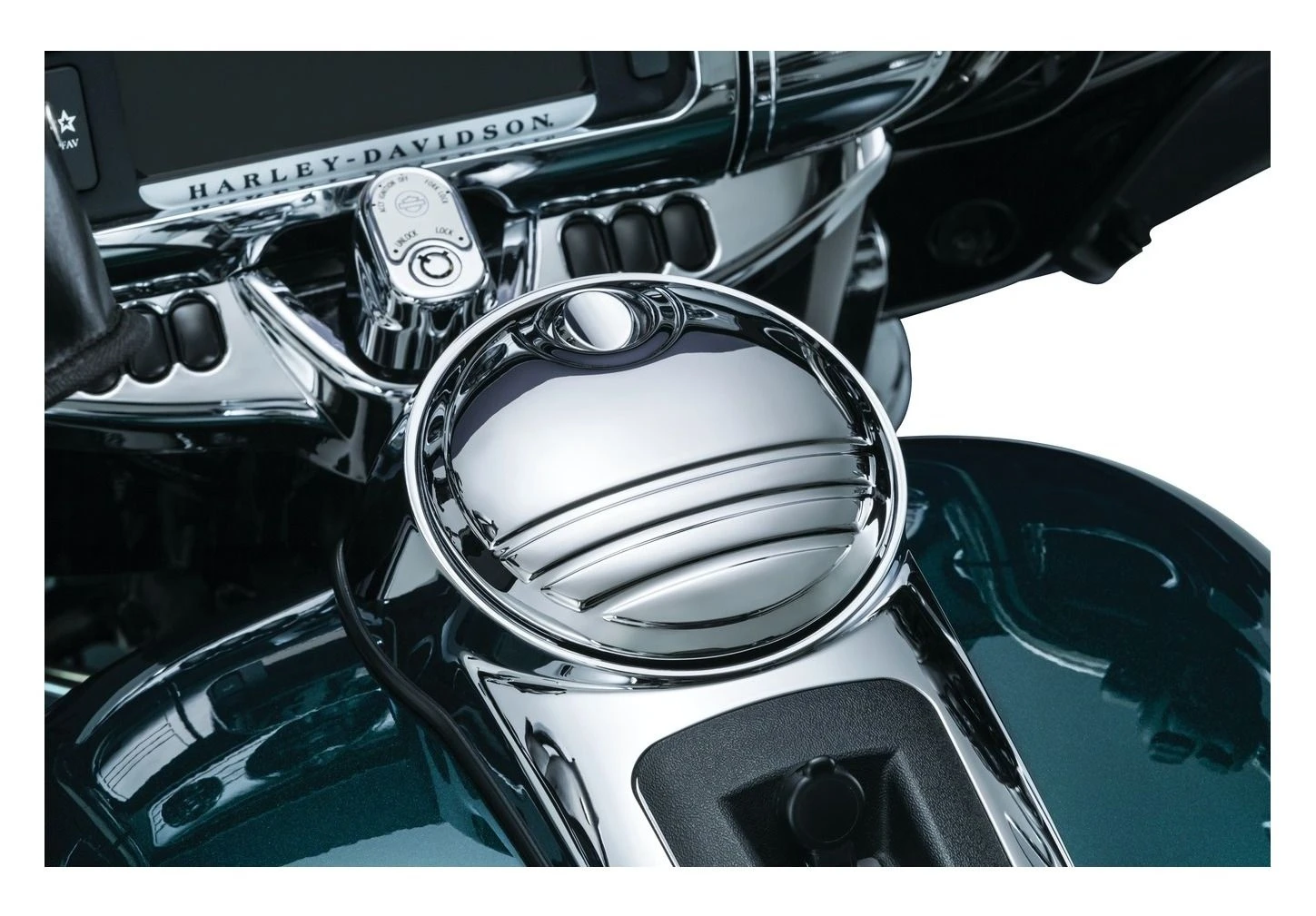 Kuryakyn Tri-Line Fuel Door For Harley Touring 2008-2022 5 Kuryakyn Tri-Line Fuel Door For Harley Touring 2008-2022 - Image 3